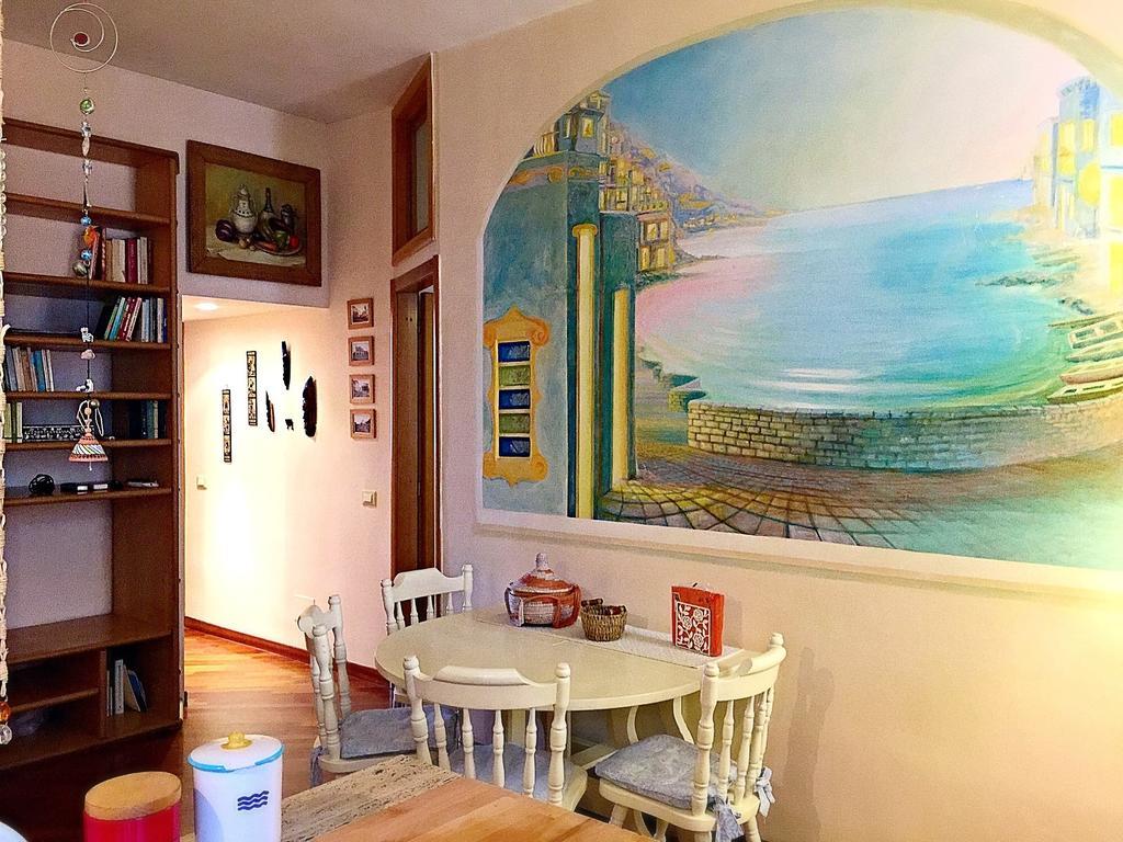 Casa Vacanze Seahorse Salerno Bilik gambar