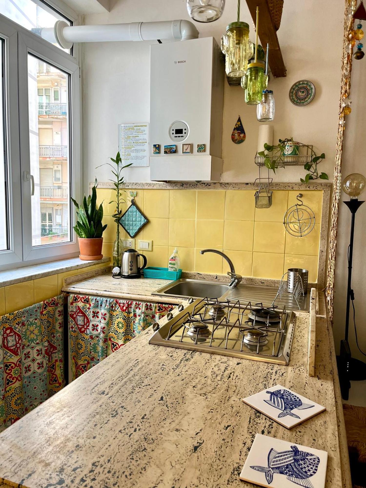 Casa Vacanze Seahorse Salerno Luaran gambar