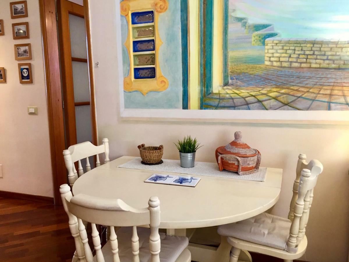 Casa Vacanze Seahorse Salerno Luaran gambar